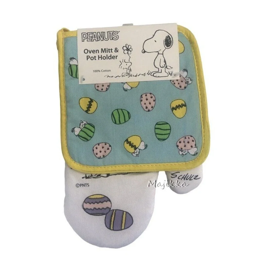 Happy Easter Set of 2 Peanuts Snoopy Woodstock Oven Mitts Potholder Colored Eggs